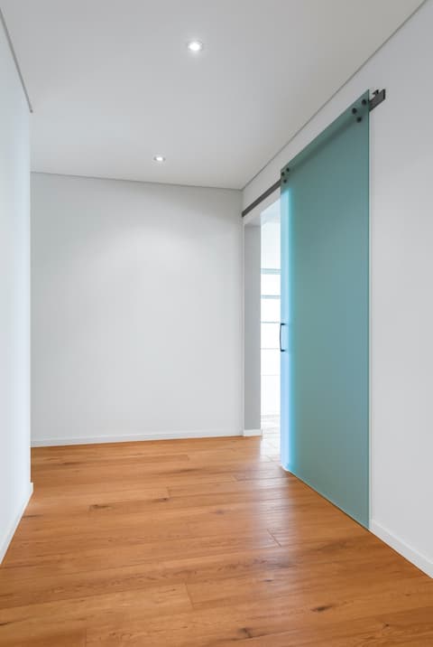 Barn door in panello plexiglass