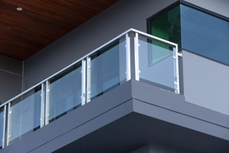 Rivestimento per balcone in HPL | Su misura & Consegna rapida