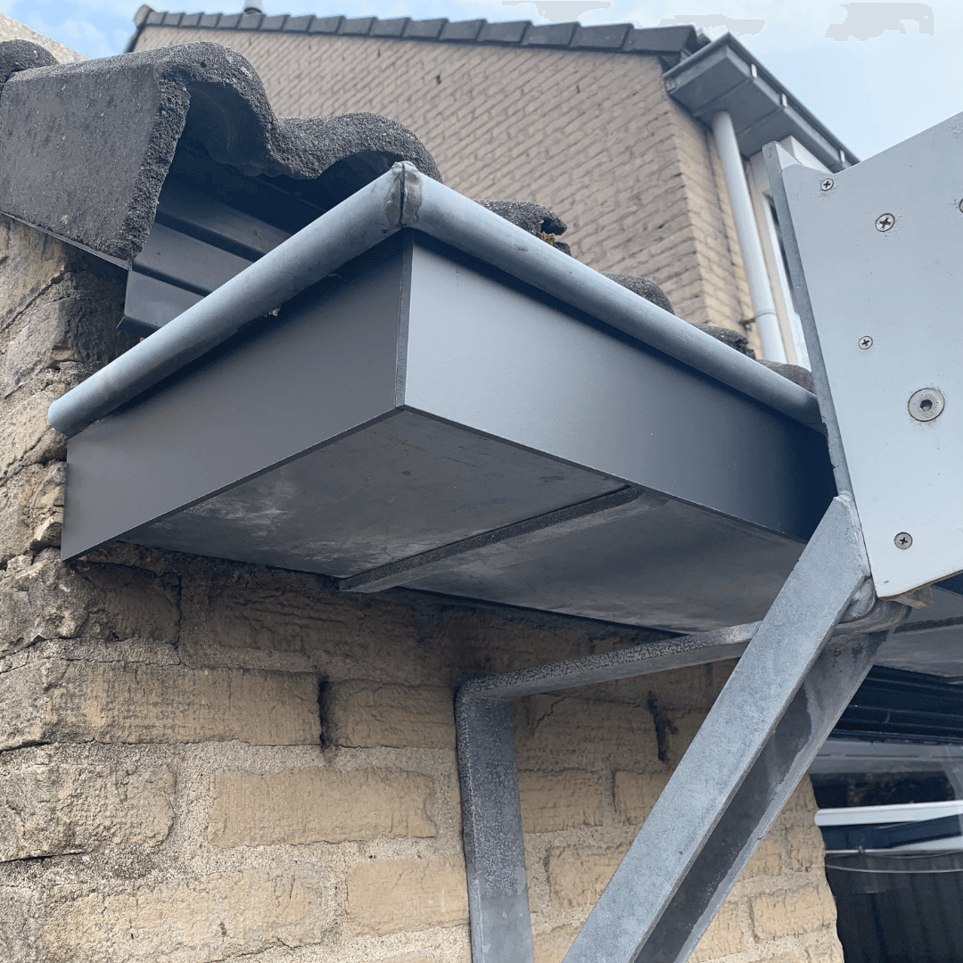 Rivestimento per grondaie di Trespa